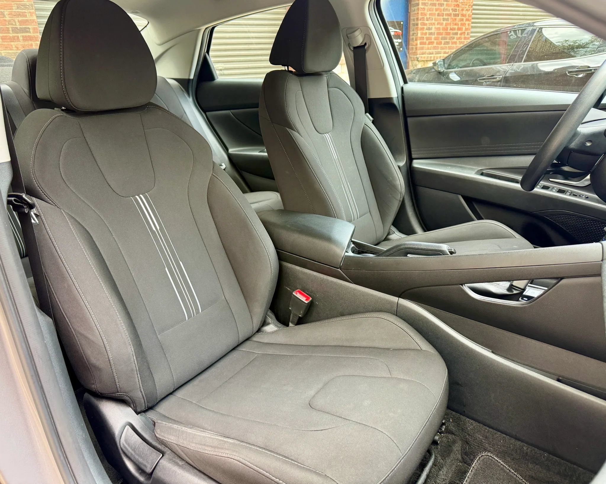 Used 2022 Hyundai Elantra SEL FWD image 12