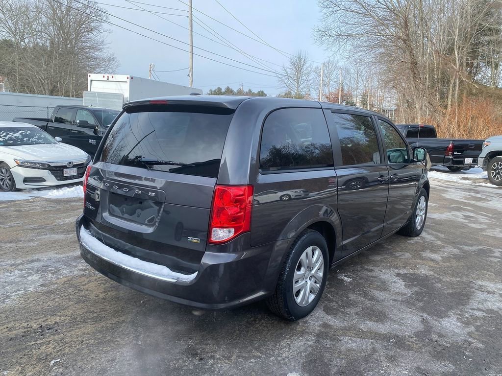 Used 2018 Dodge Grand Caravan SE w/ UConnect Hands-Free Group FWD image 5