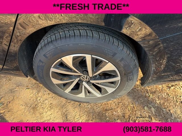 Used 2024 Volkswagen Jetta S image 7