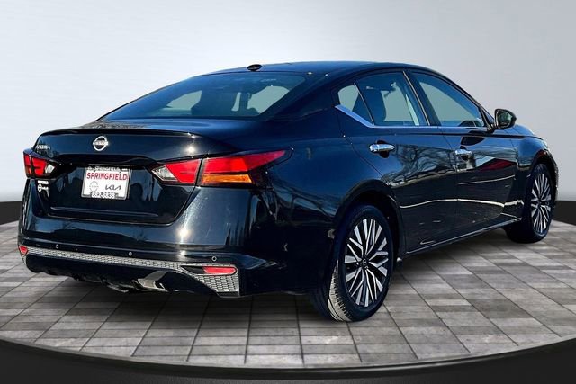 Used 2025 Nissan Altima 2.5 SV image 6