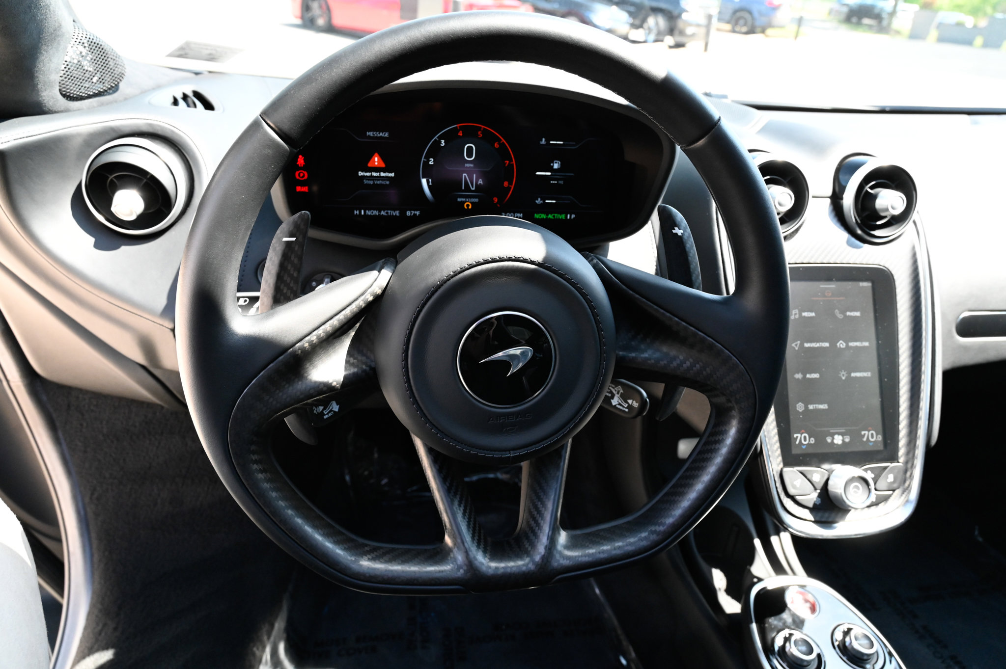 Used 2023 McLaren GT RWD image 24
