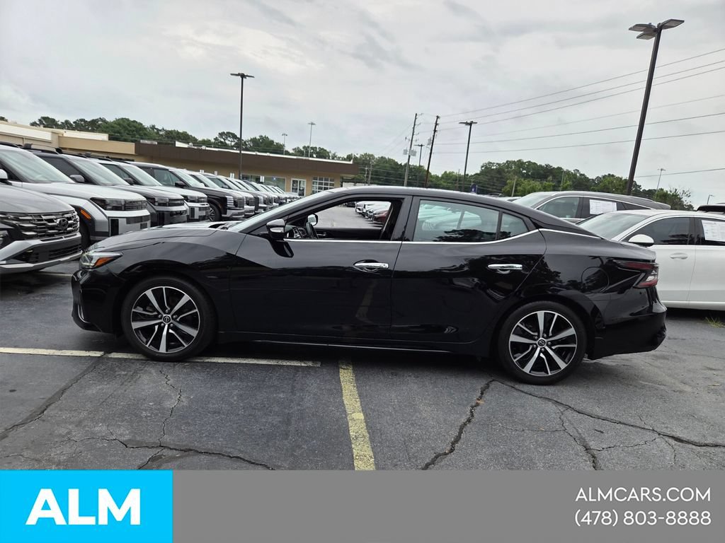 Used 2023 Nissan Maxima SL FWD image 2