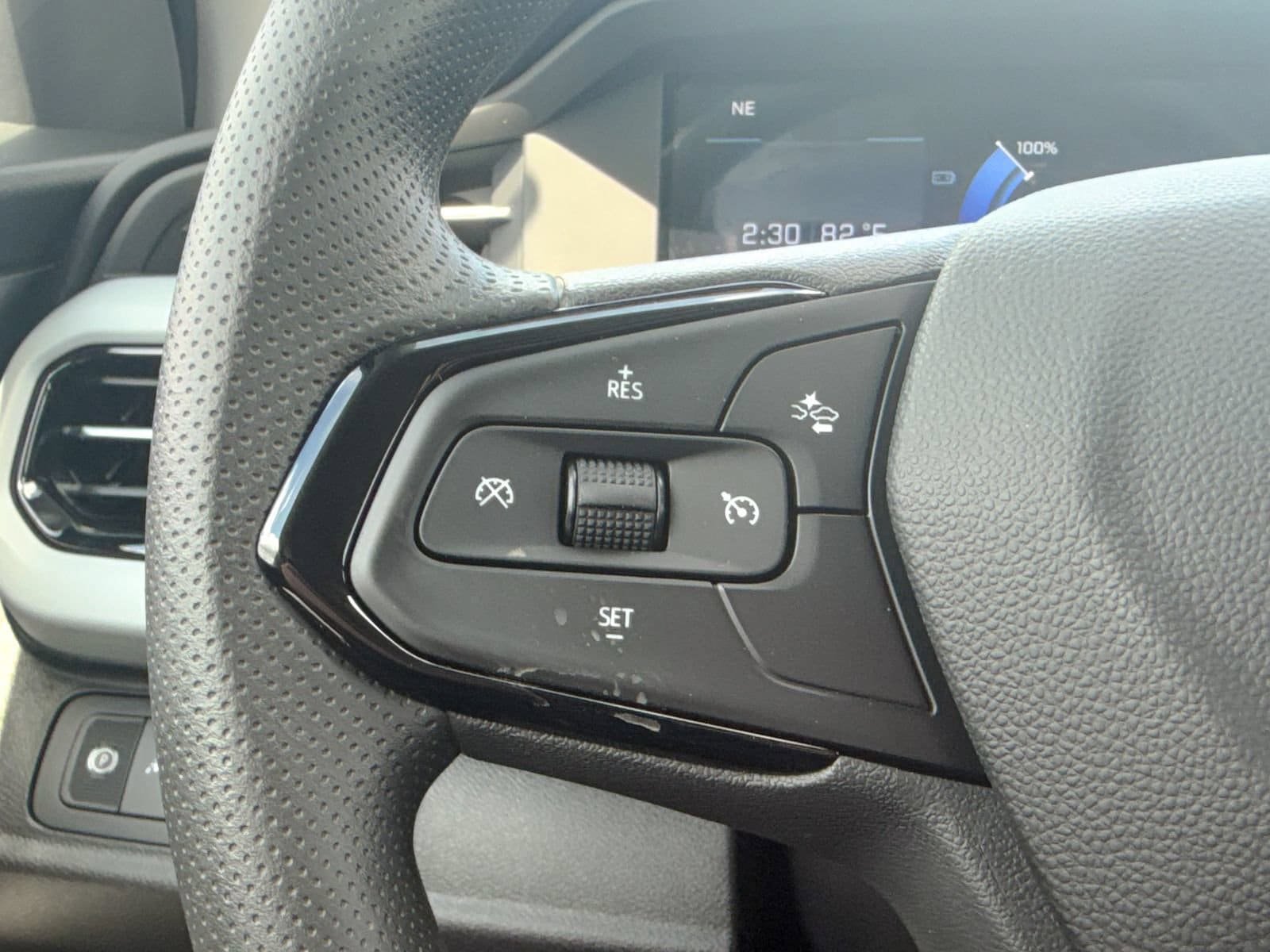New 2027 Chevrolet Bolt LT w/ LPO, All-Weather Package FWD image 29
