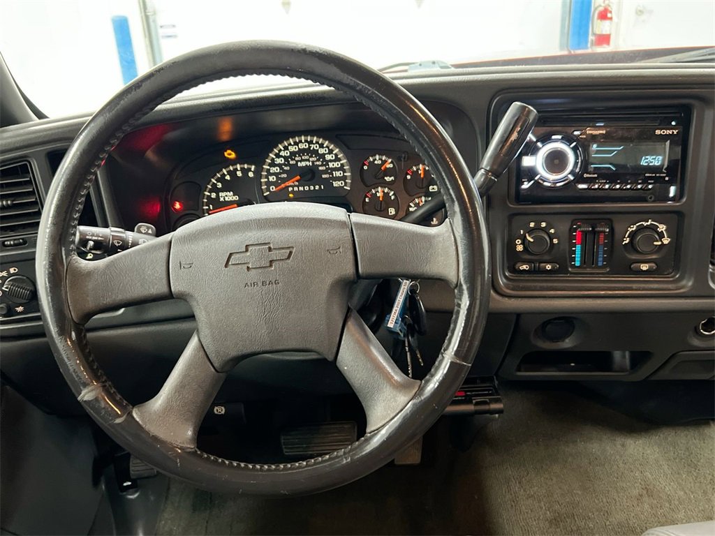 Used 2007 Chevrolet Silverado 1500 LT w/ Crew Cab Value Package image 17