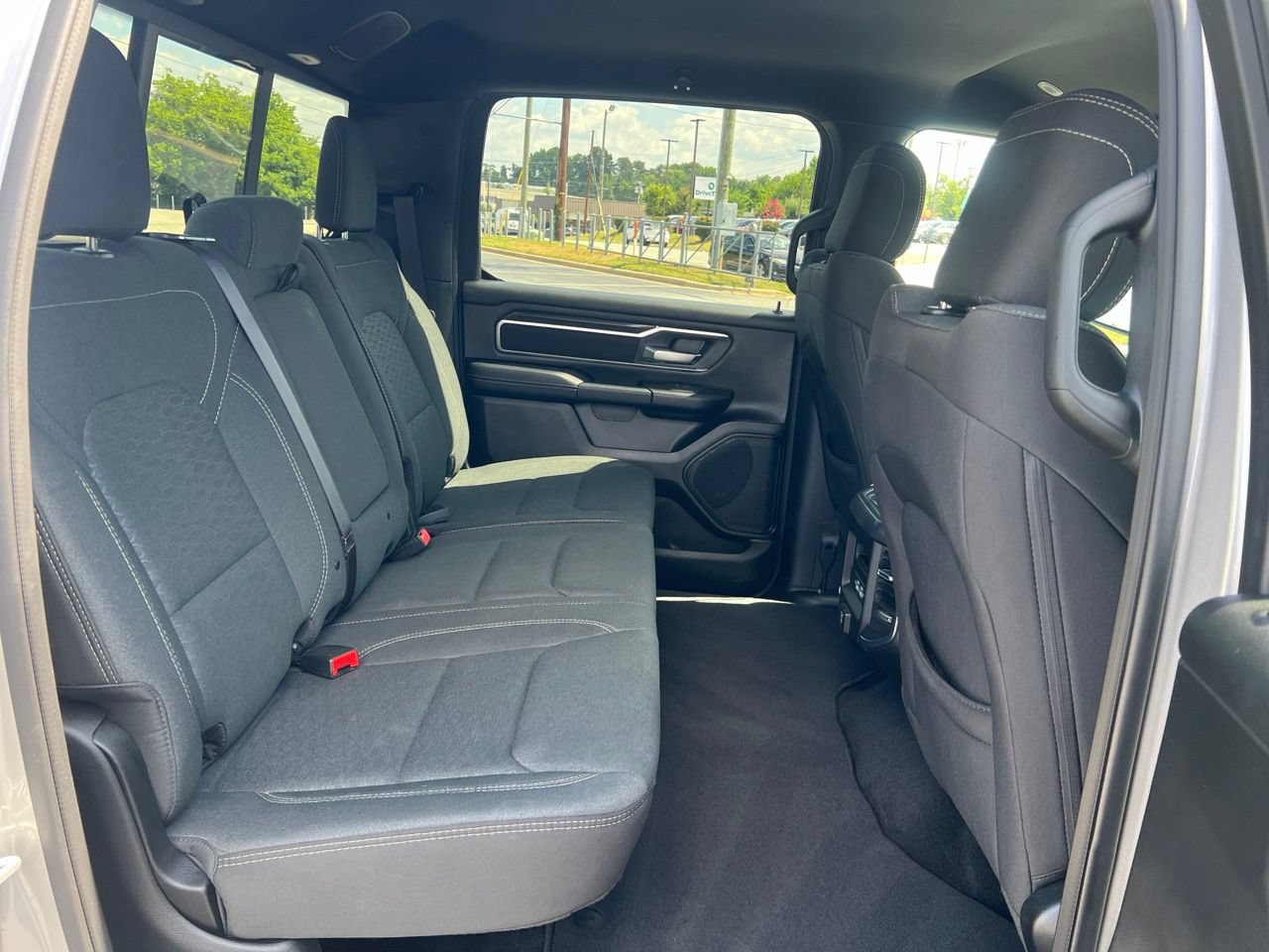 Used 2025 RAM 1500 Big Horn AWD/4WD image 24