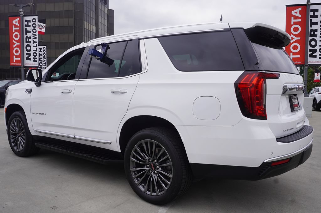 Used 2023 GMC Yukon SLT w/ SLT Premium Package RWD image 5