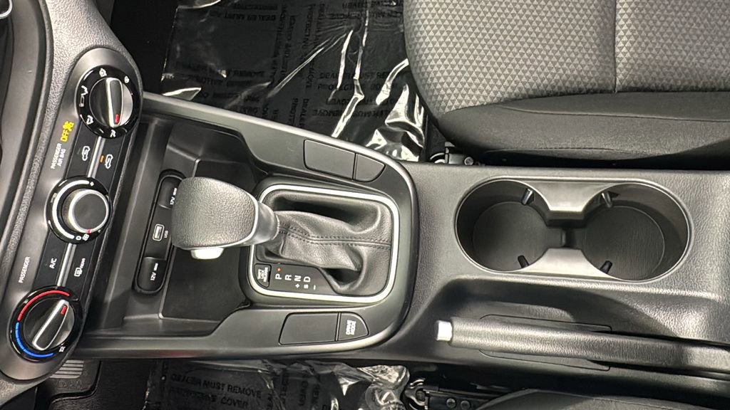 New 2025 Kia Soul LX image 28