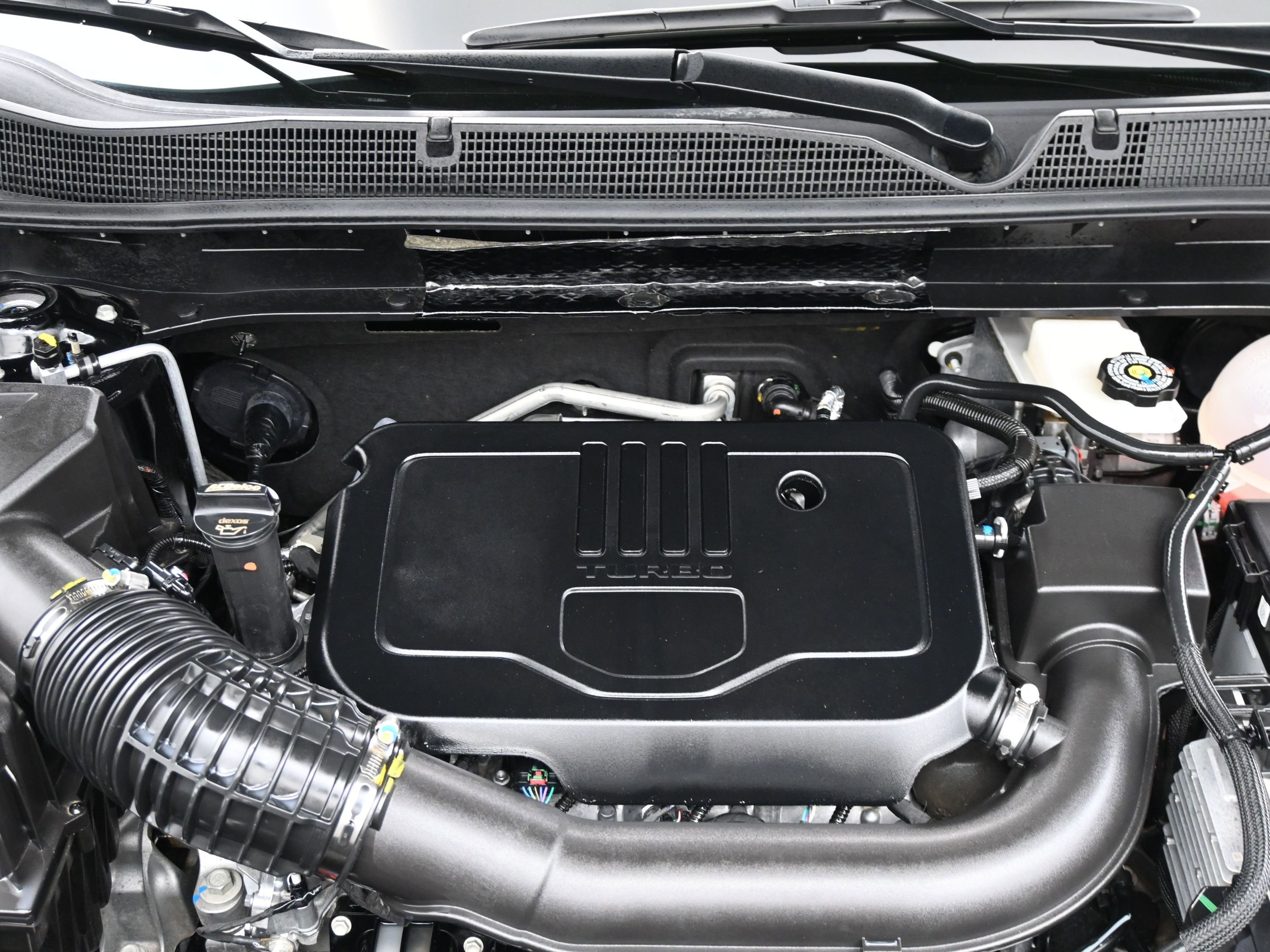 Used 2025 Chevrolet Blazer LT FWD image 23
