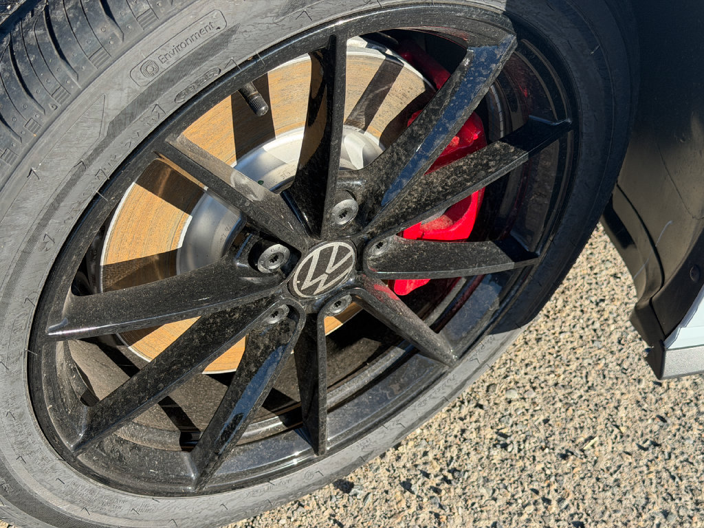 New 2026 Volkswagen Jetta GLI Autobahn FWD image 12