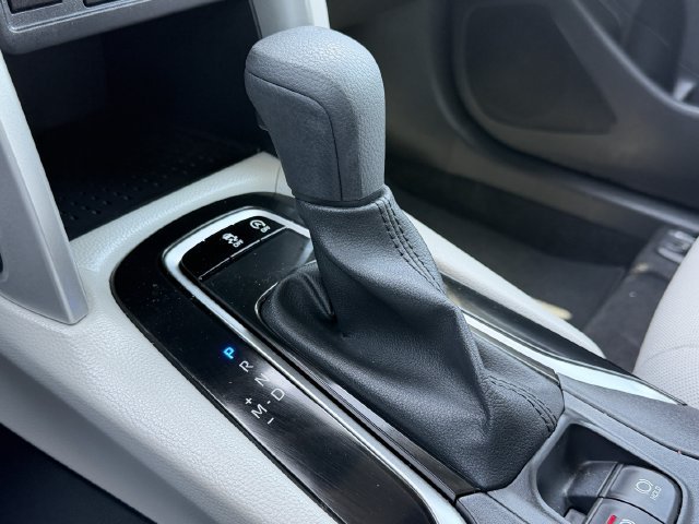 Used 2025 Toyota Corolla Cross AWD Hybrid image 17