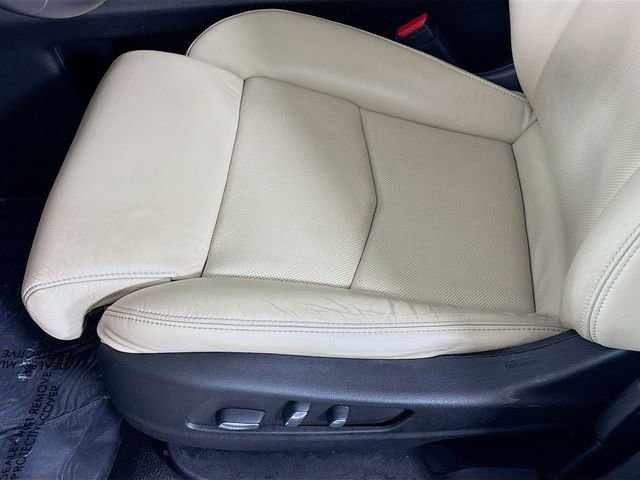 Used 2017 Cadillac XT5 Premium Luxury w/ Driver Assist Package image 20