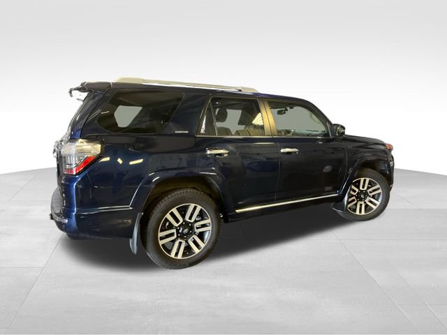 Used 2018 Toyota 4Runner 4WD image 6