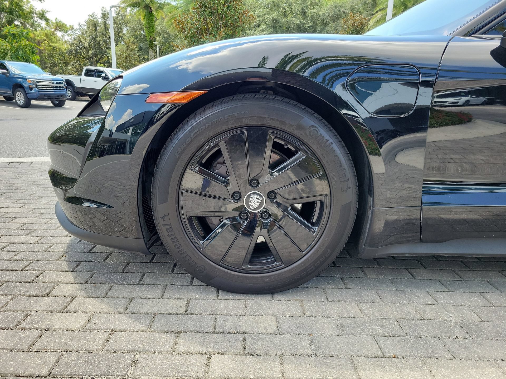 Used 2024 Porsche Taycan RWD image 7