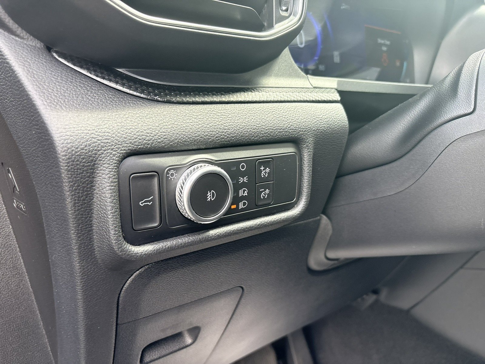 Used 2020 Ford Explorer ST w/ ST High-Performance Pack AWD/4WD image 13