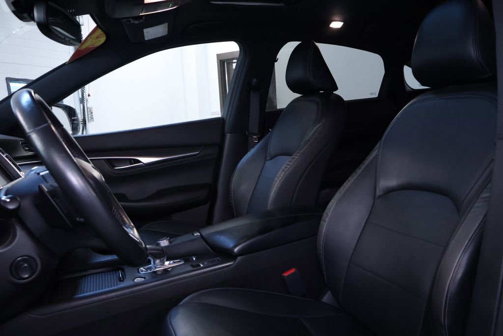 Used 2022 INFINITI QX55 Essential w/ Proactive Package image 16