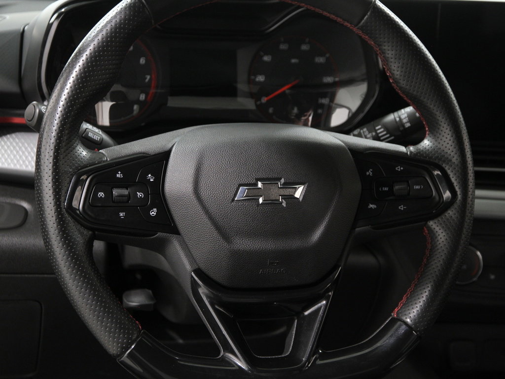 Certified 2024 Chevrolet Trax RS w/ Driver Confidence Package image 7