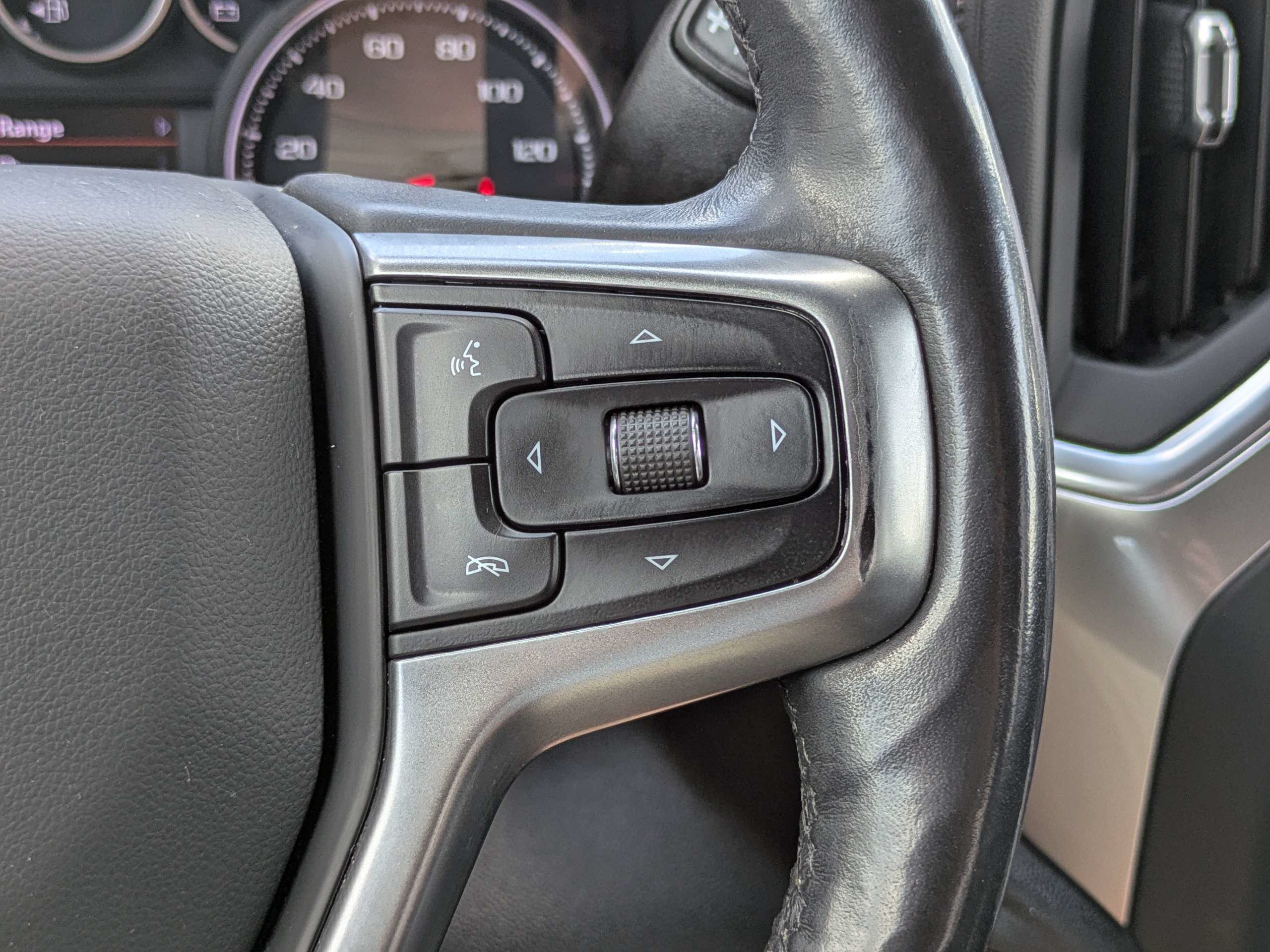 Used 2020 Chevrolet Silverado 1500 LT w/ All-Star Edition AWD/4WD image 25