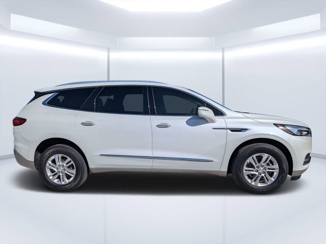 Used 2021 Buick Enclave Essence w/ Sound and Sites Package image 2