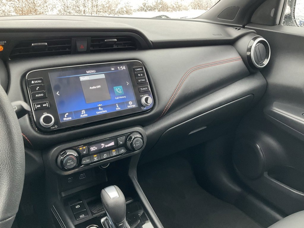 Used 2023 Nissan Kicks SR w/ SR Premium Package image 12