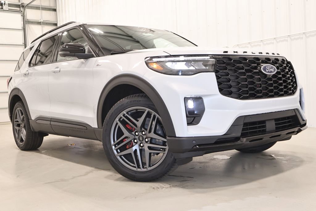 New 2026 Ford Explorer ST-Line image 37