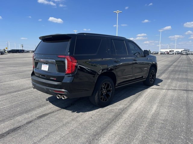 Used 2023 GMC Yukon AT4 w/ AT4 Premium Package image 5