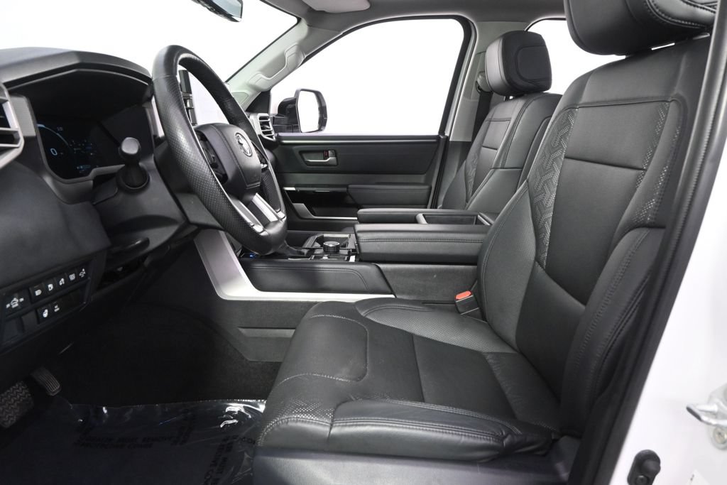 Used 2024 Toyota Tundra Limited AWD/4WD image 13