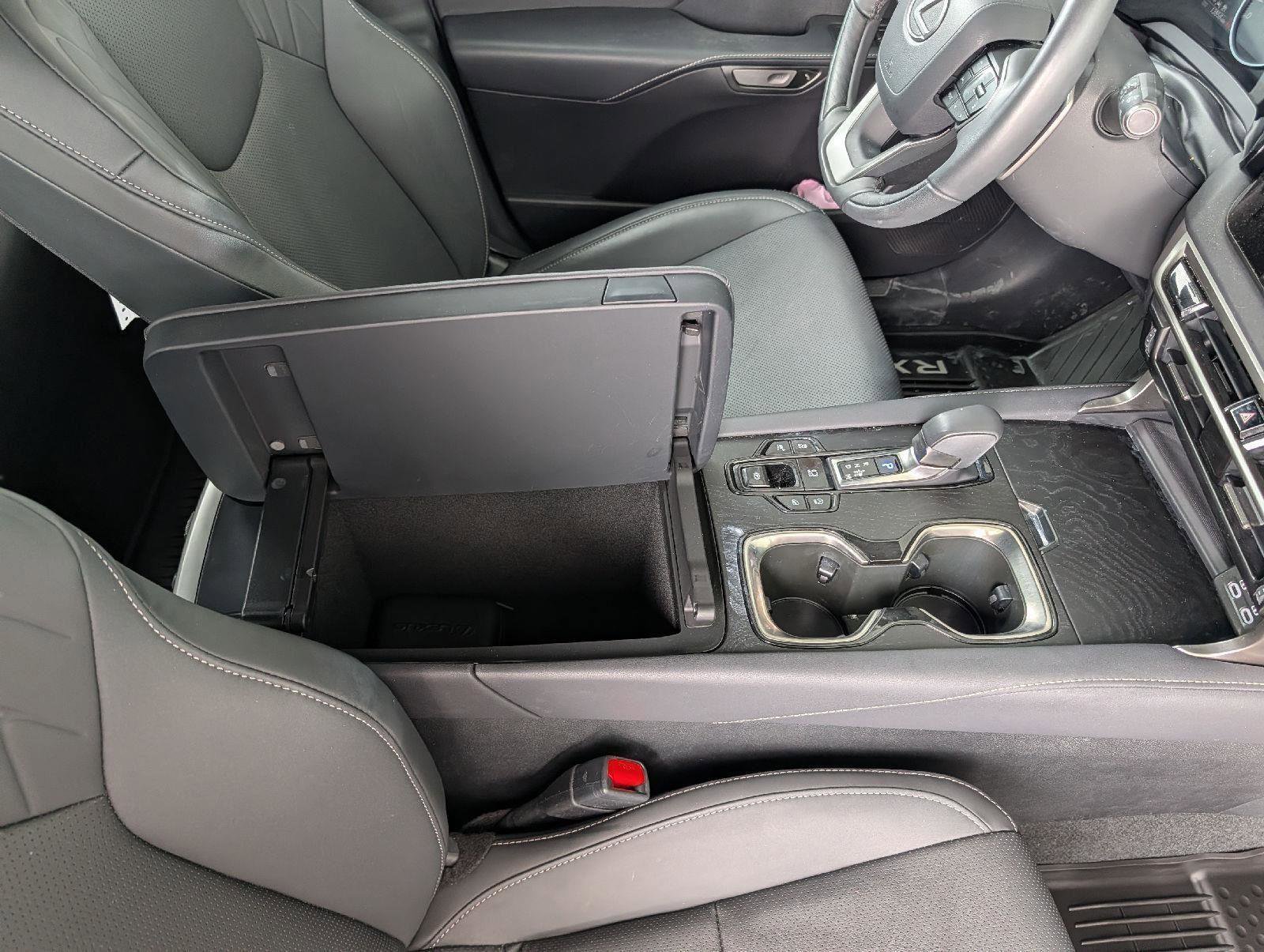 Used 2024 Lexus RX 350 Premium w/ Accessory Package image 23