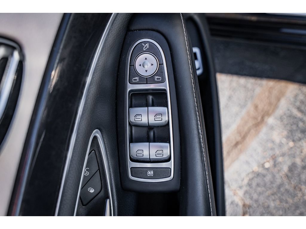 Used 2018 Mercedes-Benz S 560 4MATIC Sedan image 8