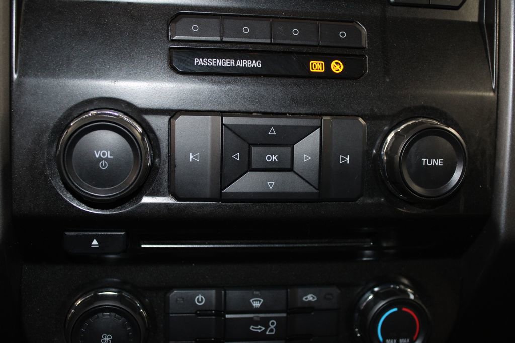 Used 2016 Ford F150 XLT image 41