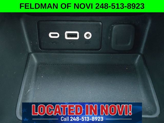 Used 2022 GMC Terrain SLE w/ Driver Convenience Package image 19