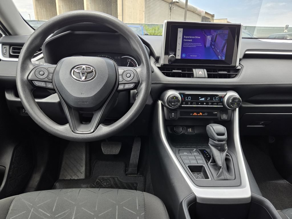 Used 2024 Toyota RAV4 XLE AWD/4WD image 23