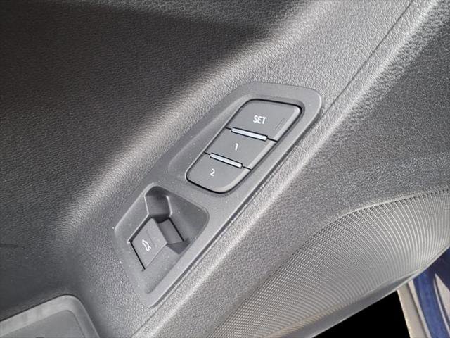 Used 2025 Audi Q3 2.0T Premium w/ Convenience Package AWD/4WD image 9
