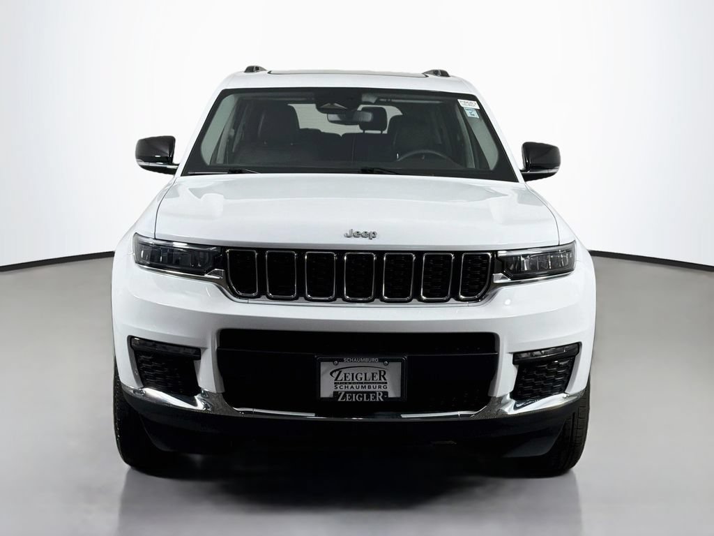 Used 2023 Jeep Grand Cherokee L Limited AWD/4WD image 2