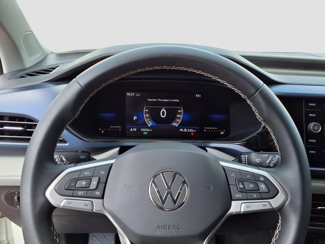 Used 2023 Volkswagen Taos SE w/ Black Wheel Package AWD/4WD image 18