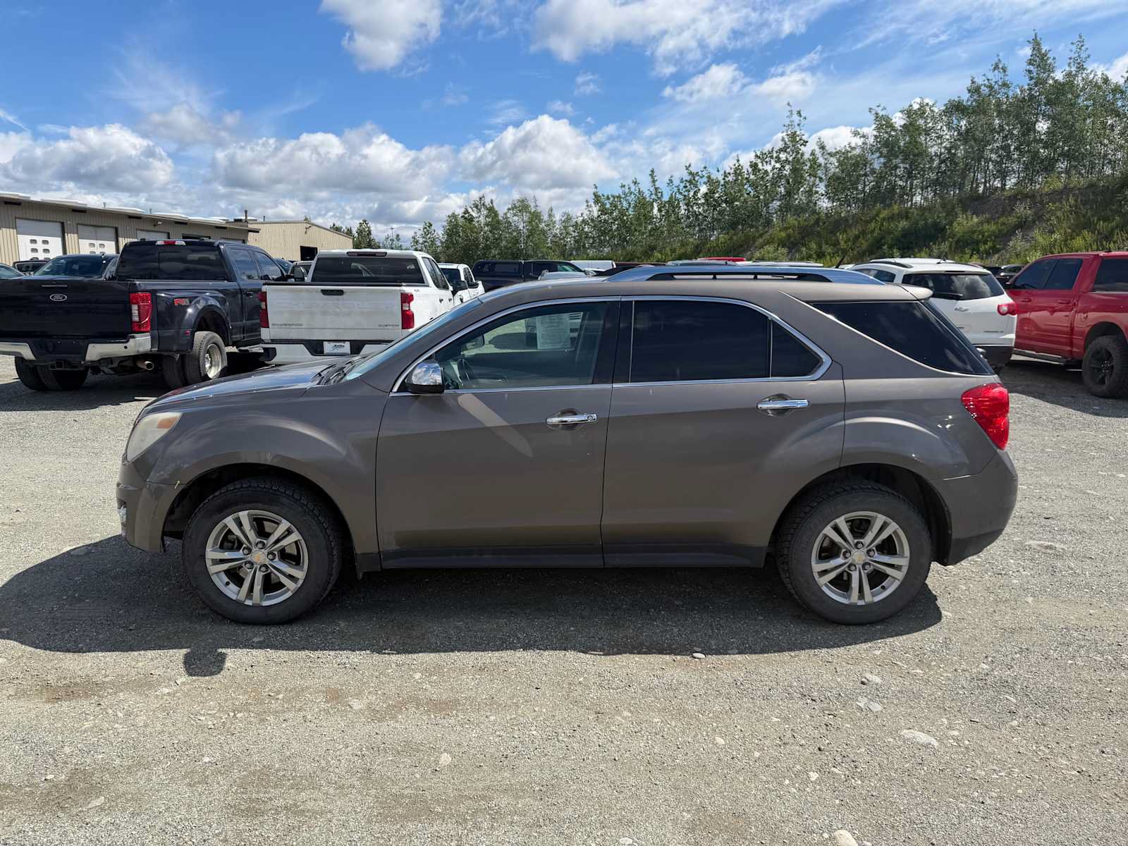 Used 2010 Chevrolet Equinox LTZ AWD/4WD image 2