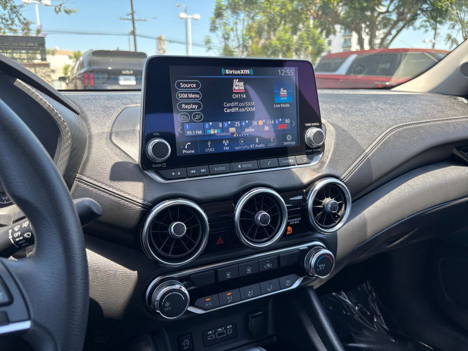 Used 2025 Nissan Sentra SV FWD image 17
