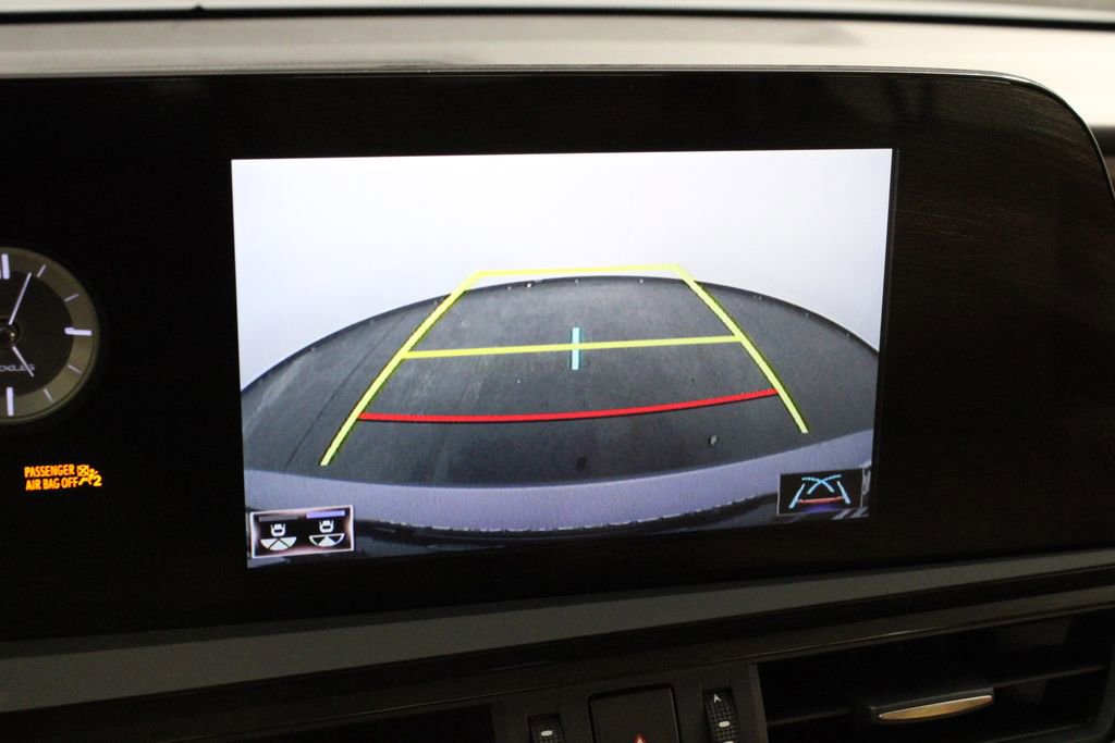 Used 2022 Lexus ES 350 w/ Premium Package image 8