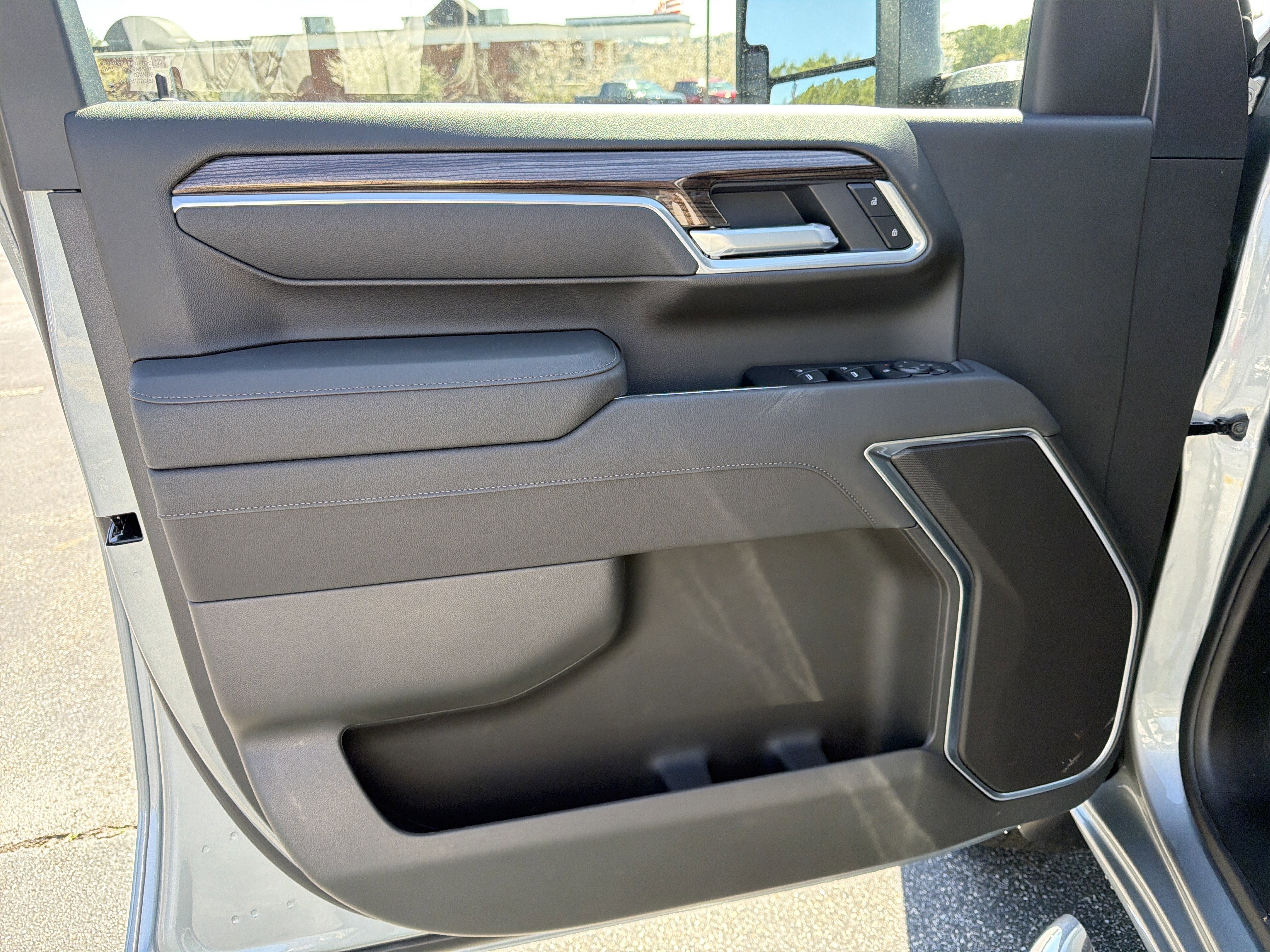 New 2026 Chevrolet Silverado 2500 LT image 10