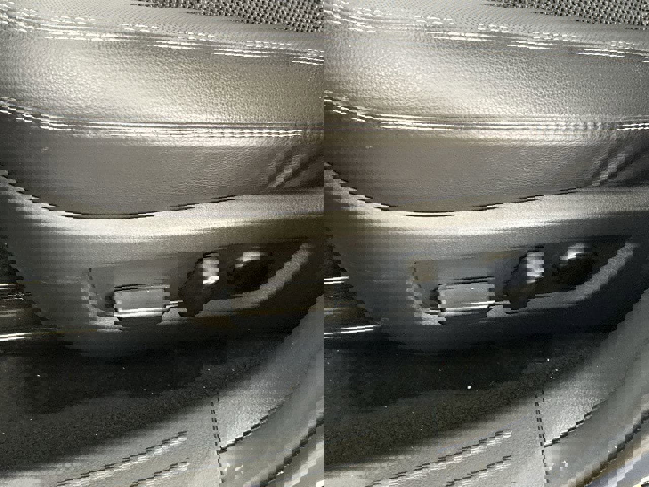 Used 2025 MAZDA CX-50 AWD 2.5 S w/ Premium Package image 20