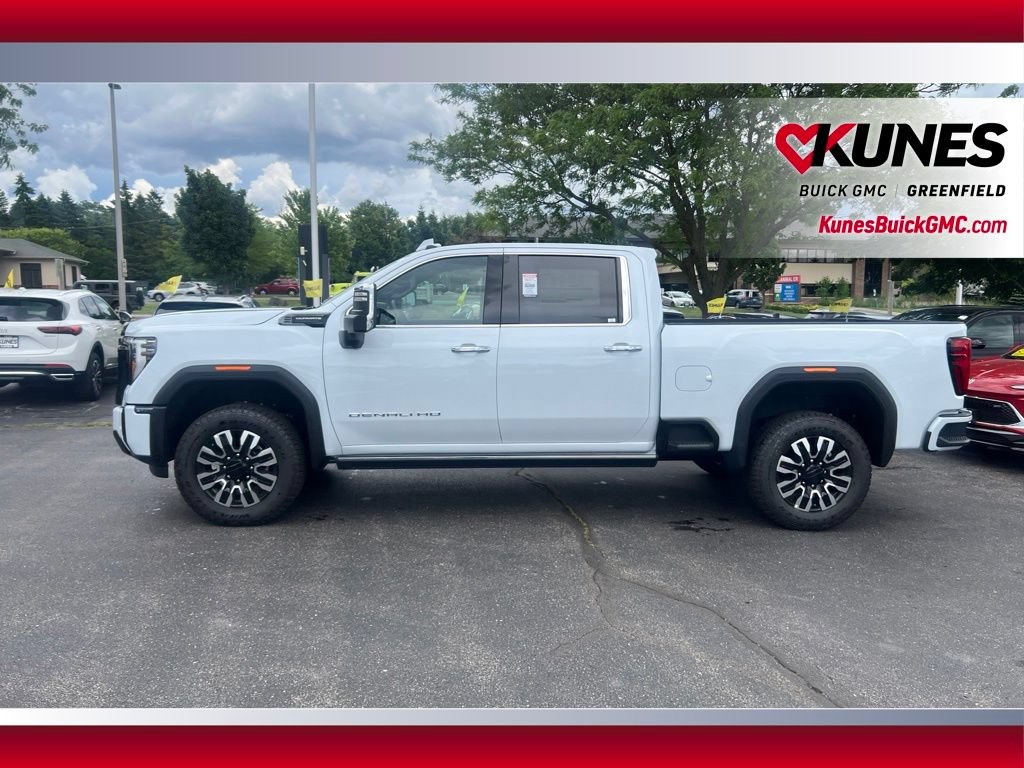 New 2026 GMC Sierra 3500 Denali Ultimate AWD/4WD image 8