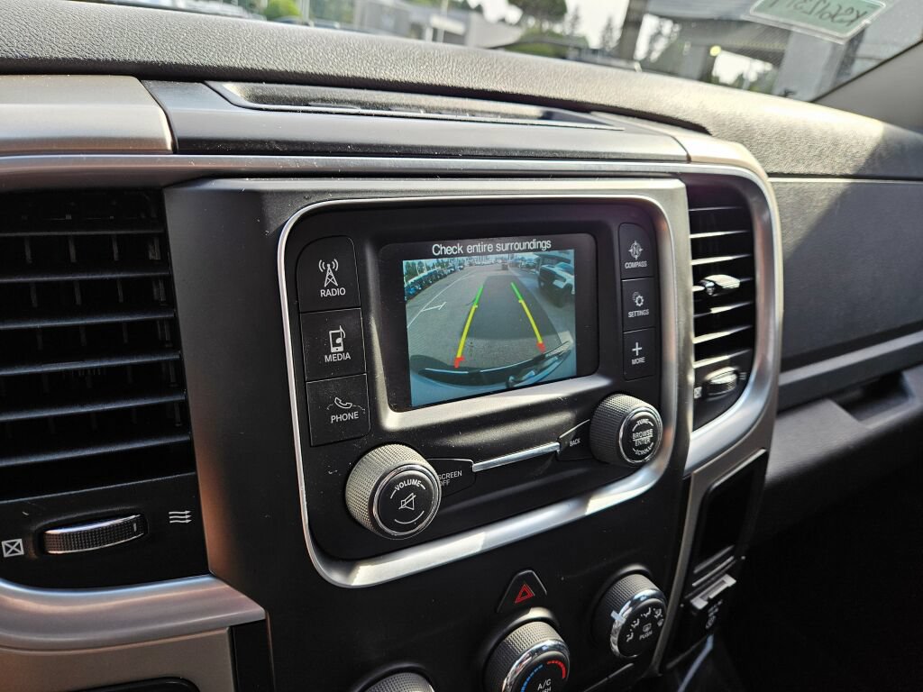 Used 2019 RAM 1500 Classic SLT w/ Protection Group AWD/4WD image 27