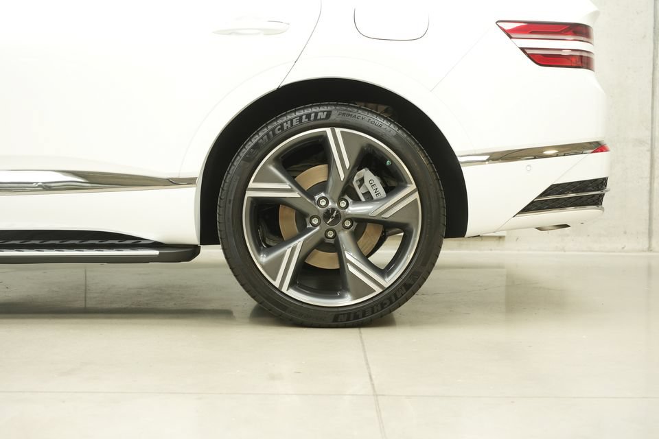 Used 2025 Genesis GV80 3.5T Prestige AWD/4WD image 42