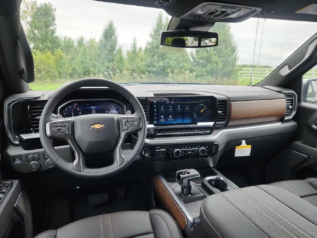 New 2026 Chevrolet Silverado 1500 High Country w/ High Country Premium Package AWD/4WD image 21