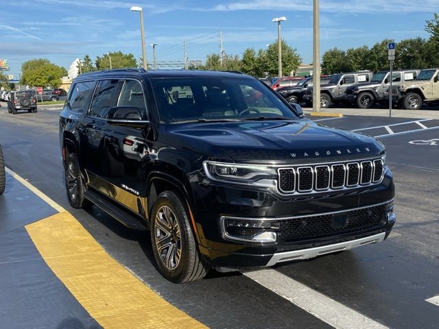Used 2024 Jeep Wagoneer L Series II w/ Flexible Seating Group image 2