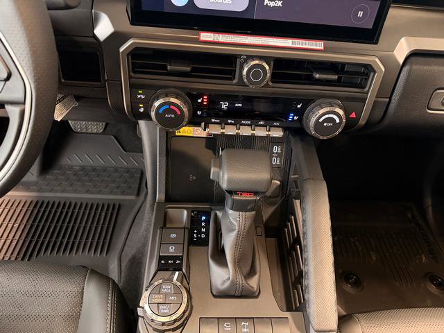 Used 2025 Toyota 4Runner 4WD image 20