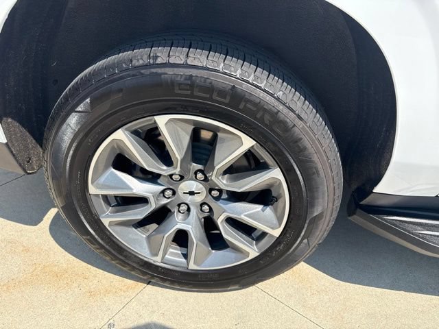 Used 2023 Chevrolet Suburban Premier RWD image 10