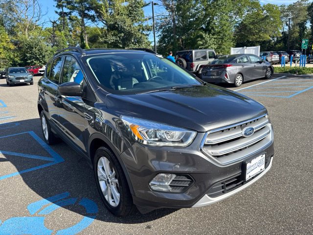 Used 2017 Ford Escape SE w/ SE Leather Comfort Package AWD/4WD image 10