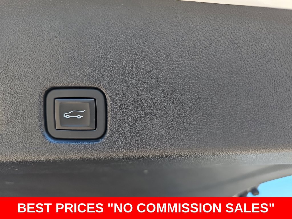 Used 2024 GMC Acadia Denali w/ Super Cruise Package FWD image 14
