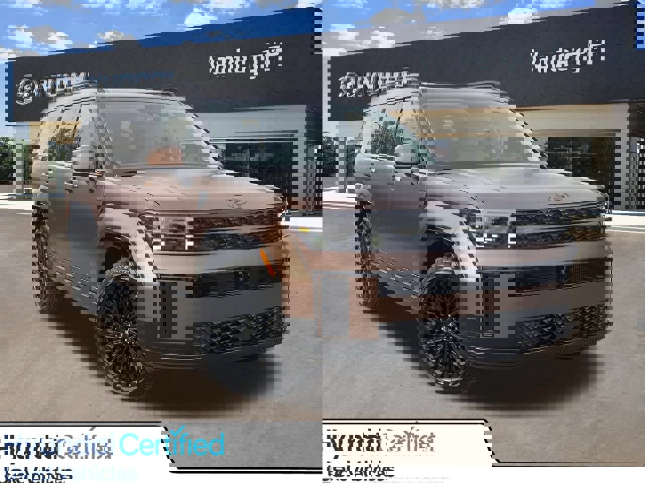 Used 2025 Hyundai Santa Fe Calligraphy image 1