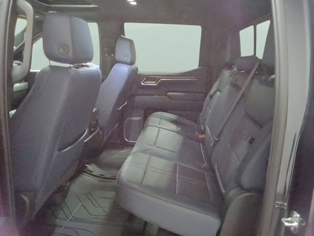 Used 2023 Chevrolet Silverado 1500 High Country w/ High Country Premium Package AWD/4WD image 26